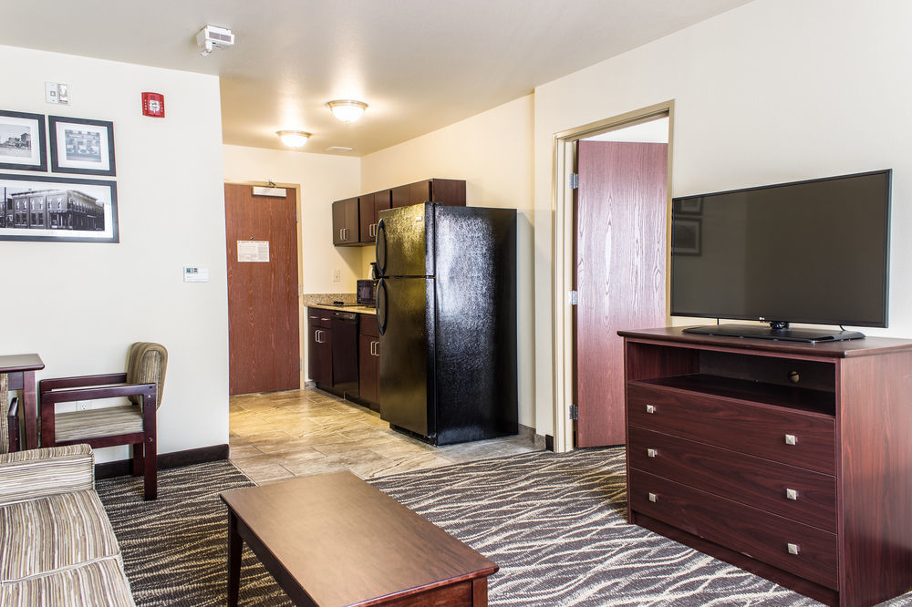 Cobblestone Hotel & Suites - Chippewa Falls Exterior photo